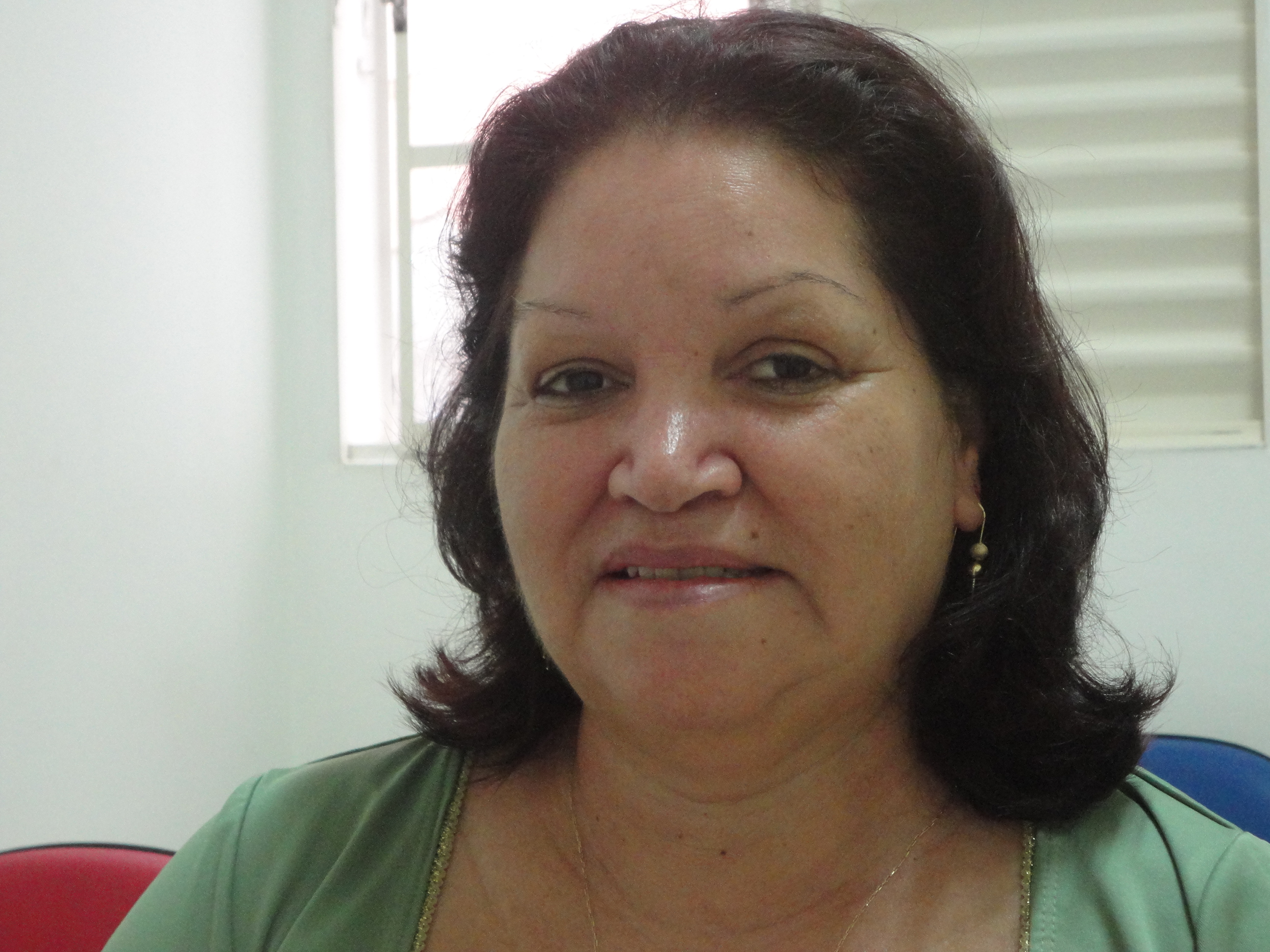 Elisabete CUIDADORA, 54 anos, solteiro(a), 2